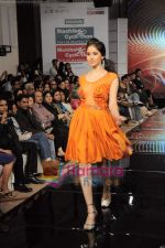 at Gitanjali Tour De India fashion  show in Trident, Mumbai on 6th Feb 2011 (100).JPG